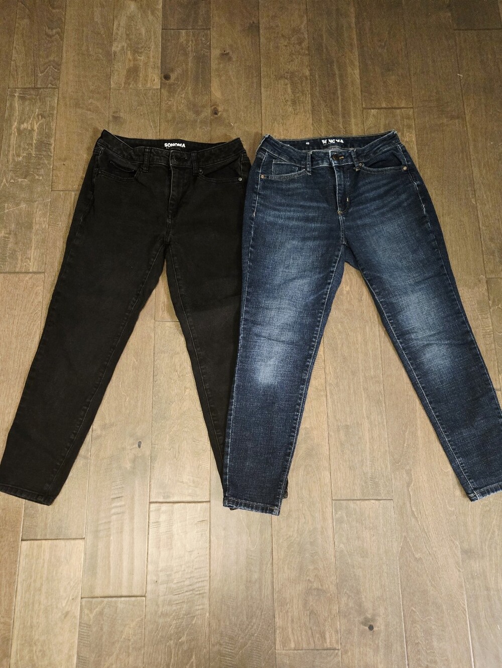 2 Pair Womems Size 6 Short, Ankle Skinny Jeans, Black, Navy, Petite